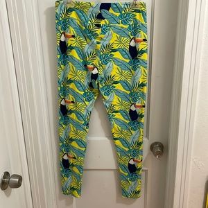 Lularoe tropical leggings